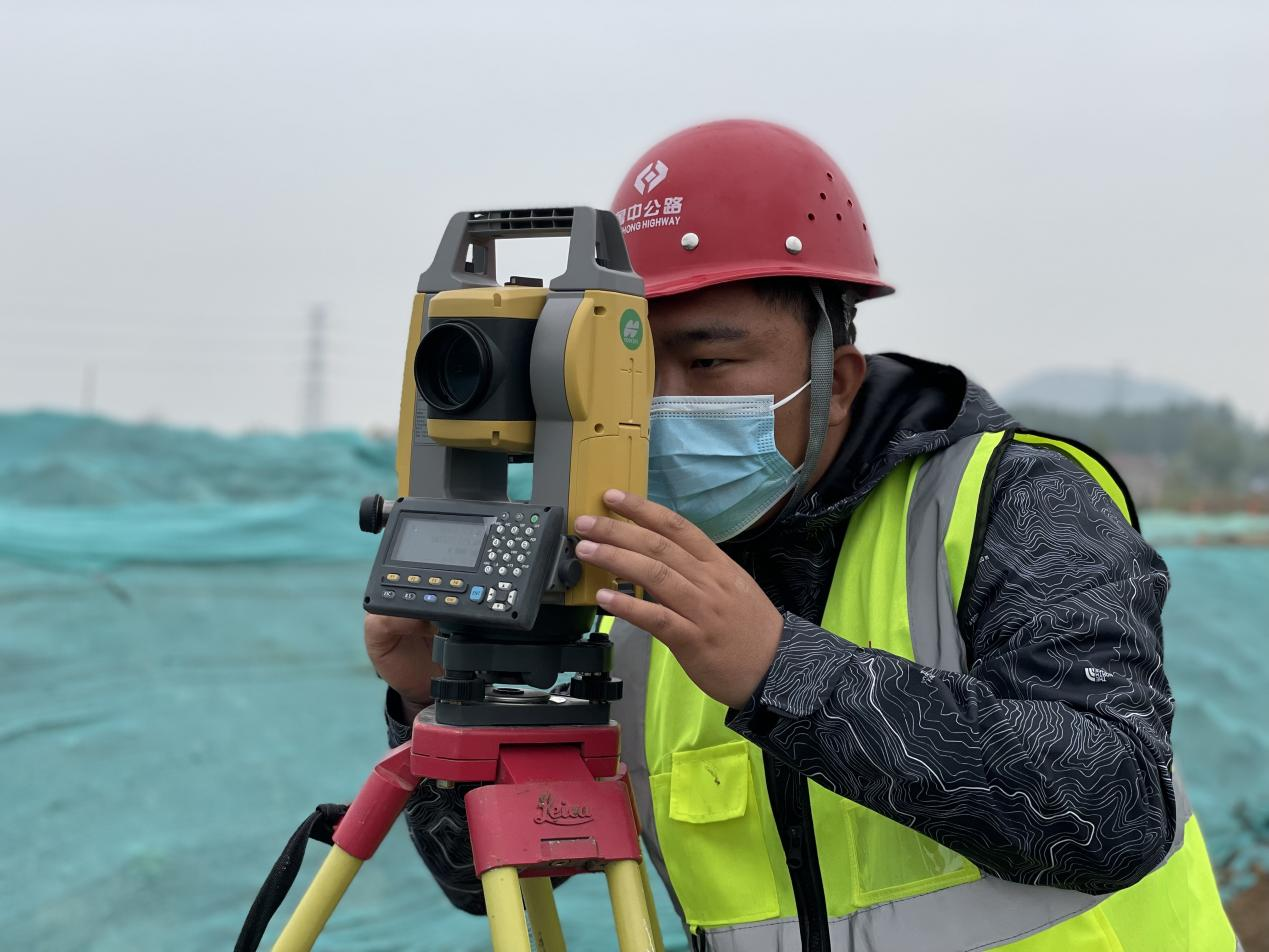为青春赋能——记市政工程公司华侨城规划路上的小伙子们