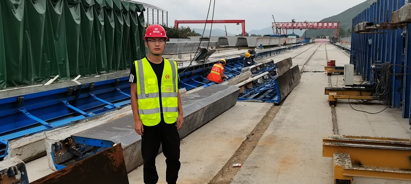 我是鲁中公路的新兵：临临高速项目部实习生郭海玉