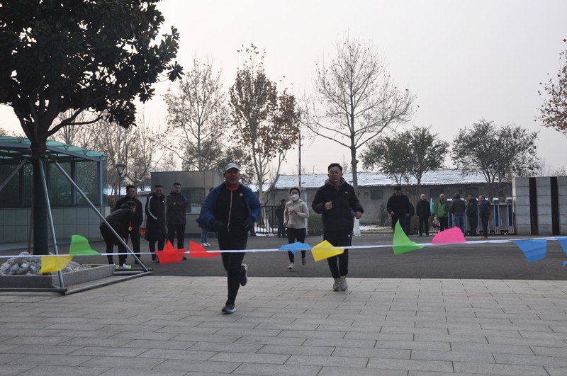 前进道路上的最大障碍原来是自己对自己的否定