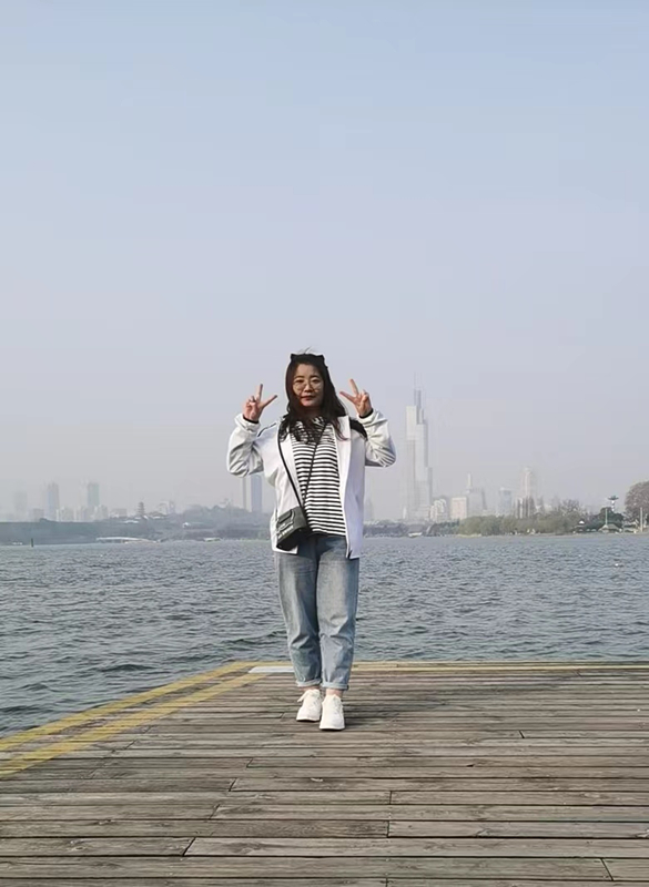 我身边的榜样——毕京云