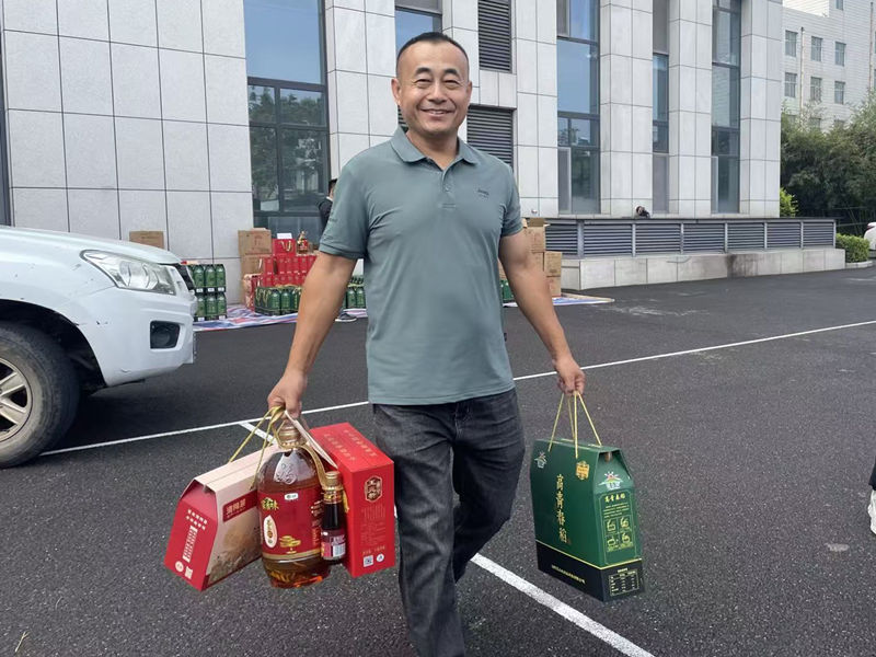 月满情浓暖人心——公司发放中秋福利致敬每一位奋斗者