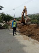 “扎根鲁中公路，绽放青春年华！”： 青春无悔