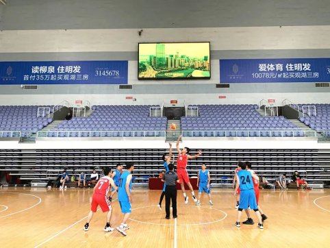 “天齐杯”篮球邀请赛战况播报：今日两场比赛鲁中公路全胜
